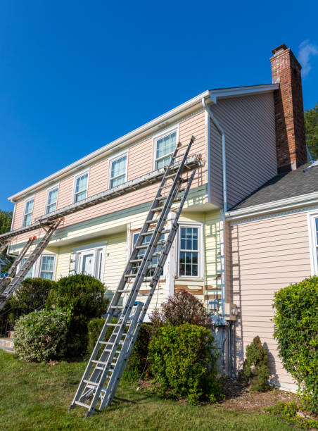 Affordable siding repair and maintenance services in Boyne City, MI